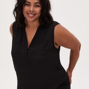 NWT Black Georgette Two Pocket Black Tank